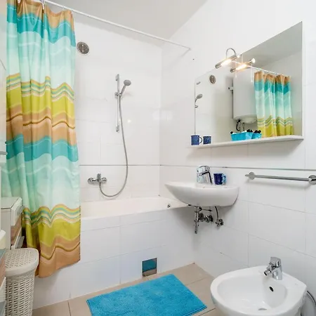 Rose 2 Ντουμπρόβνικ