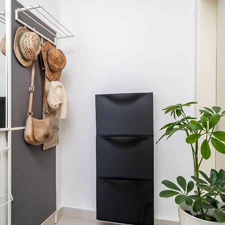 Apartamento Rose 2 *